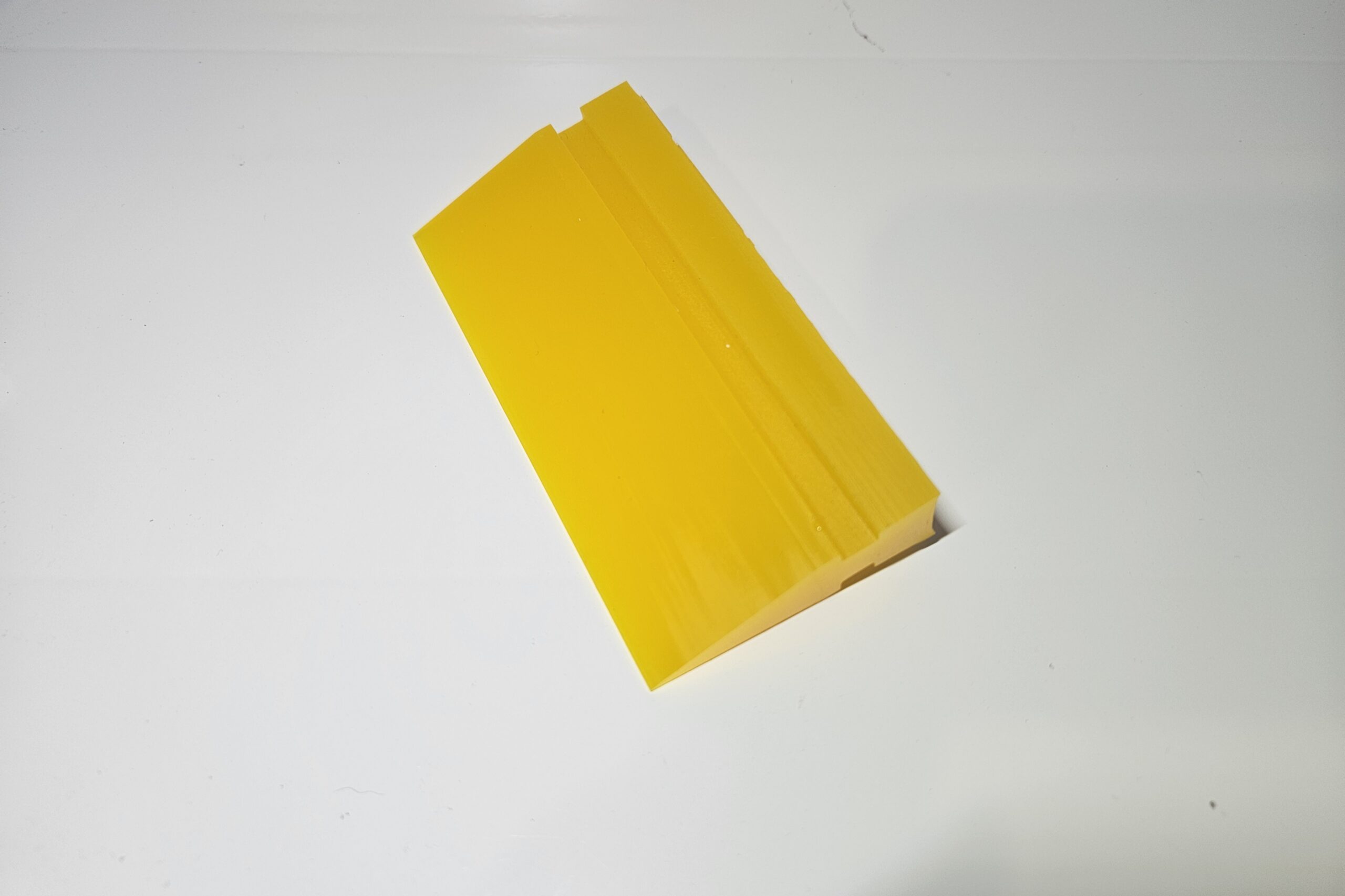 RAKLA ŻÓŁTA SILIKONOWA GUMOWA DO APLIKACJI FOLII PPF NA MOKRO MIĘKKA