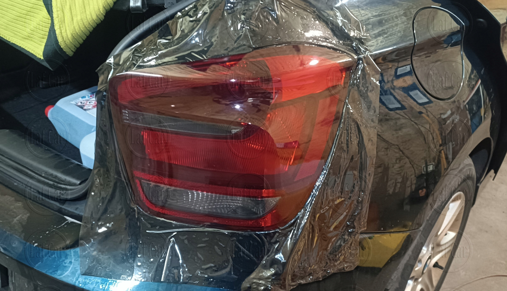 FOLIA DO PRZYCIEMNIANIA LAMP JASNA POŁYSK APA - obrazek 4